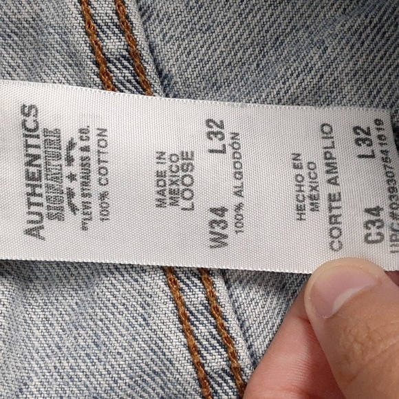 Levi's Strauss Signature Loose Fit Jeans - Picture 11 of 11